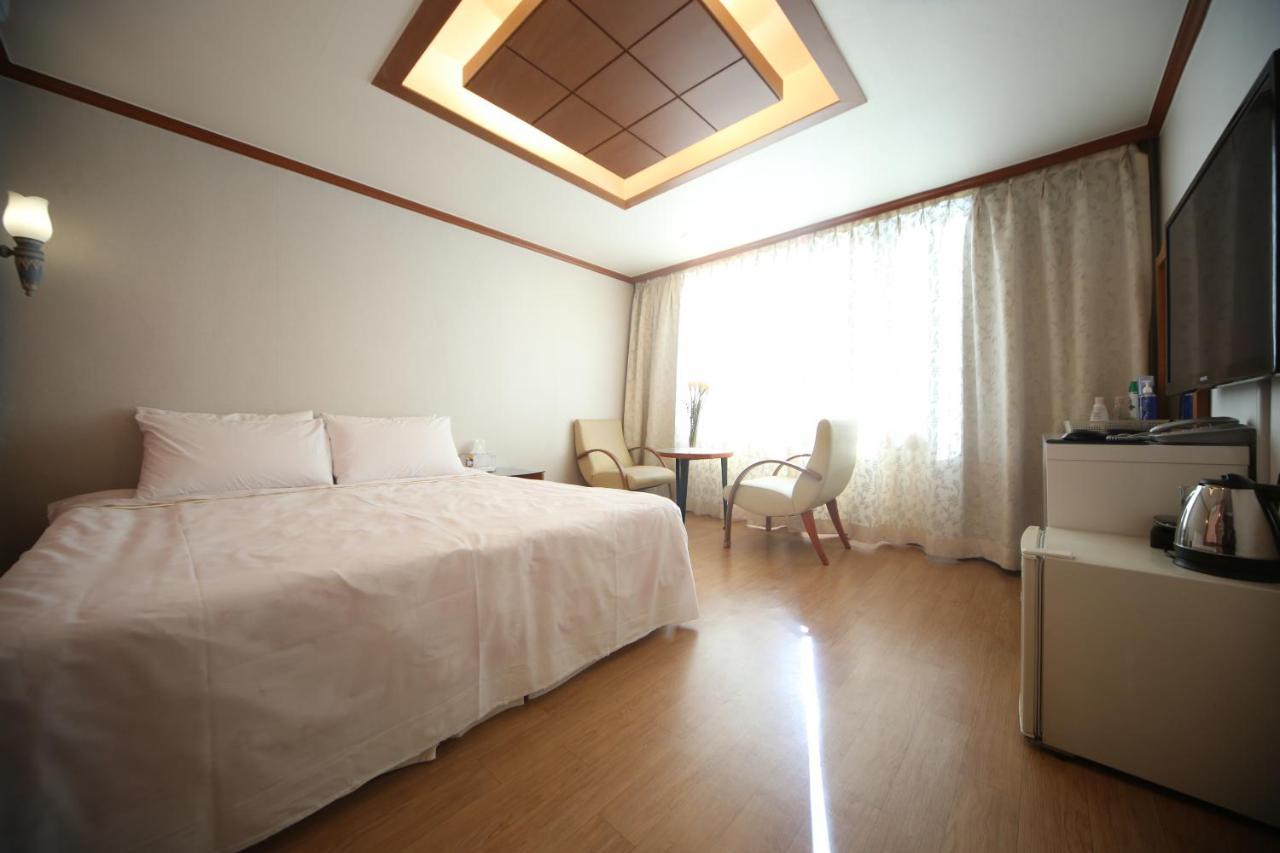 Nova Motel 保宁市 外观 照片